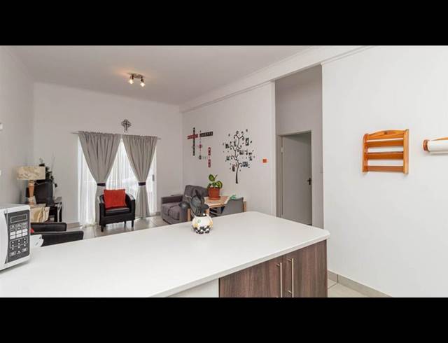2 BEDROOM PROPERTY TO RENT IN BOSONIA